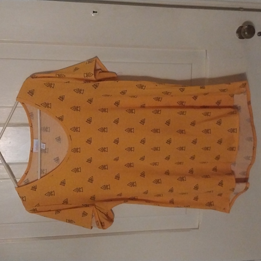 LuLa Roe Triangle T-Shirt